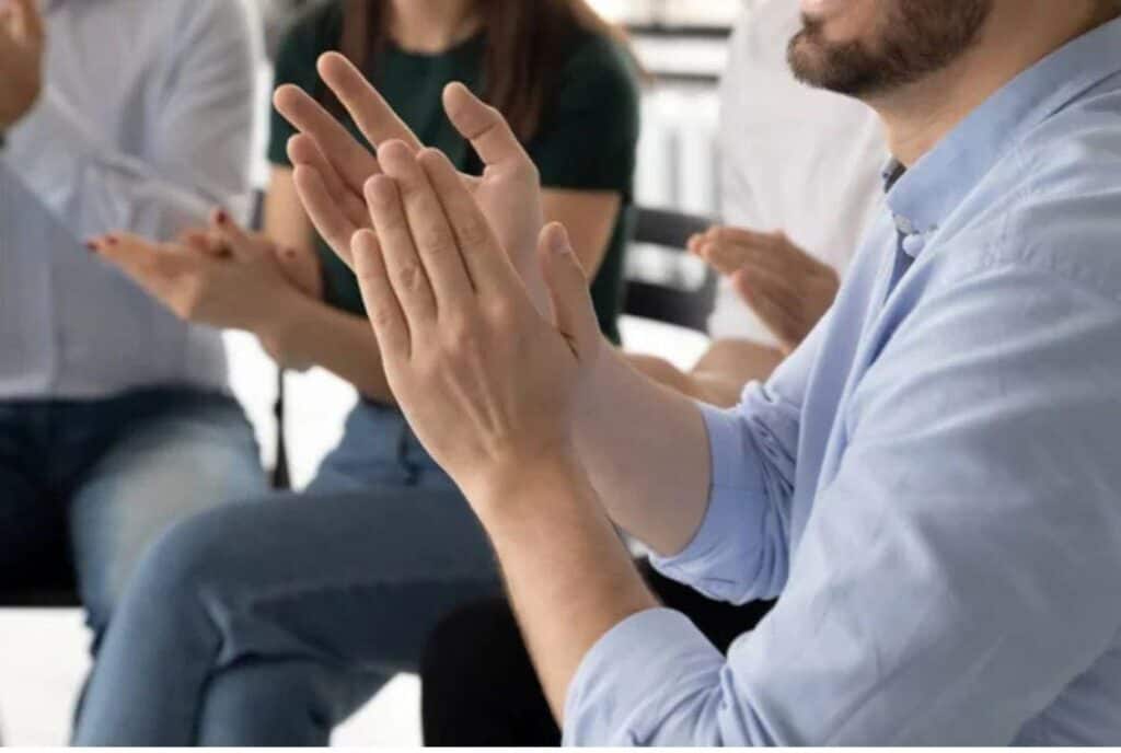 At a residential program or outpatient program, receive care from registered nurses.